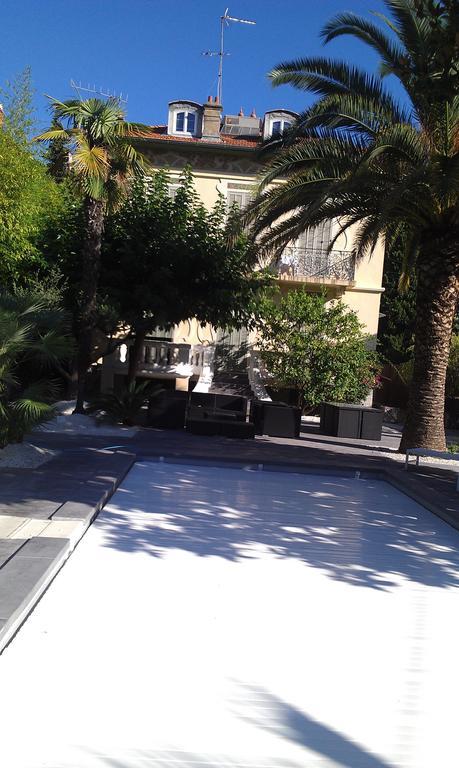 Josephine Cannes